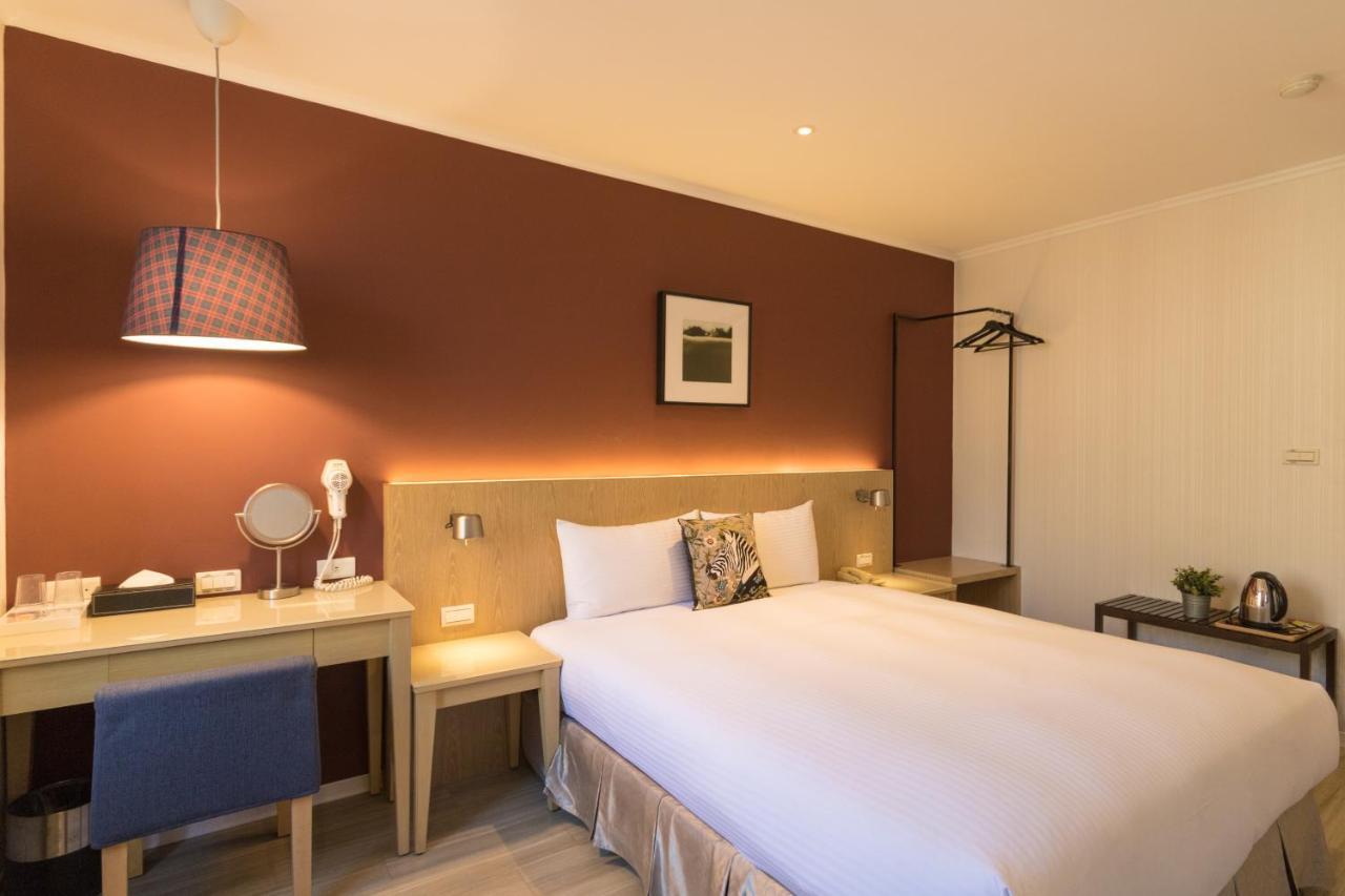 Just Enjoy Business Hotel Tainan Eksteriør bilde