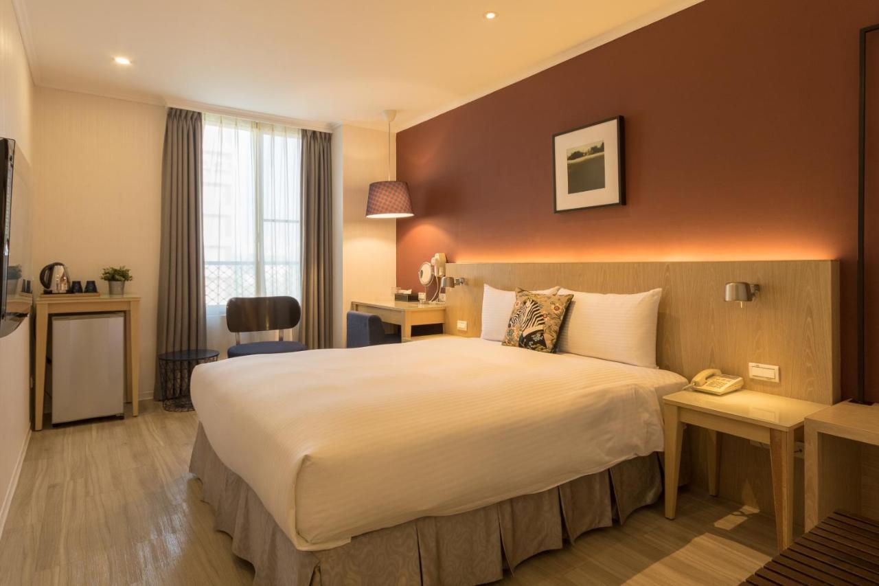 Just Enjoy Business Hotel Tainan Eksteriør bilde