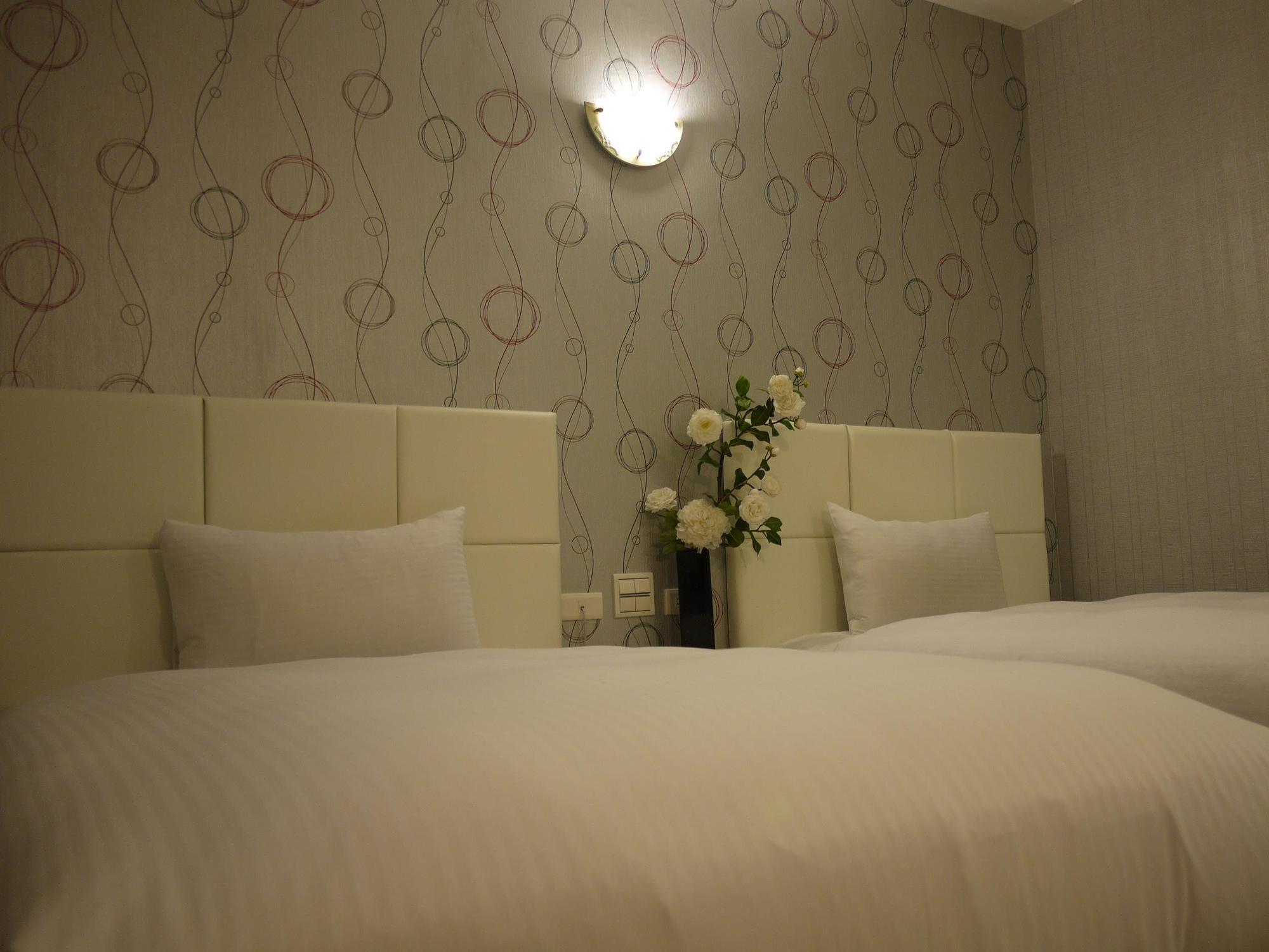 Just Enjoy Business Hotel Tainan Eksteriør bilde