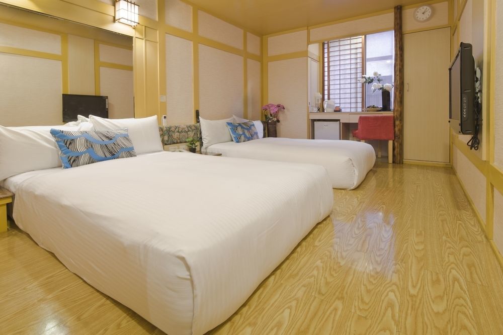 Just Enjoy Business Hotel Tainan Eksteriør bilde