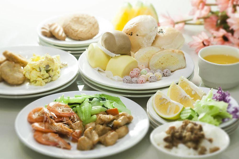 Just Enjoy Business Hotel Tainan Eksteriør bilde